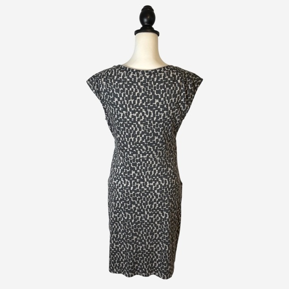 Boden Geo Print Jersey Dress Short Sleeve Modal Cotton Pockets Stretch - Picture 5 of 11